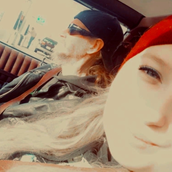 Meet your Posher, Ali - Picture 4 of 5